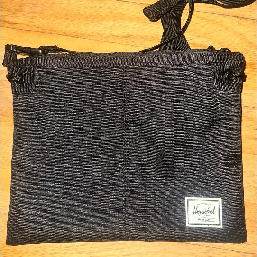 Herschel Alder cross body bag - black